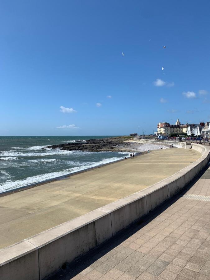 Phoenix Caravan Hire, Trecco Bay Porthcawl Exterior foto